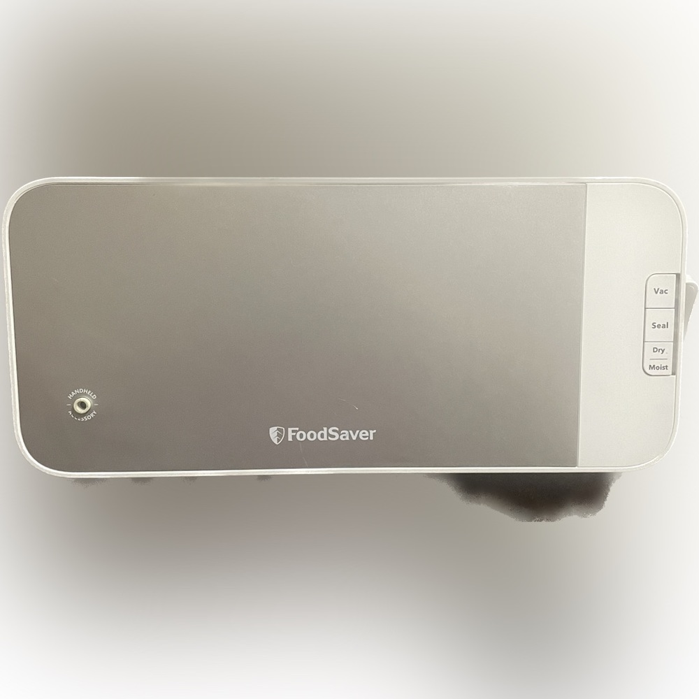 FoodSaver VS2150 Vacuum Sealing System White/Silver